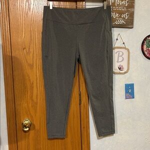 Tek Gear Gray Athletic Leggings - Size 2X